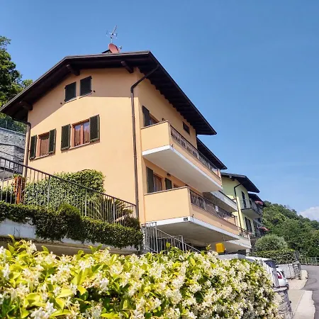 Alba E Robinia-1 By Interhome Gera Lario