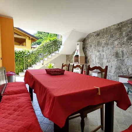 Alba E Robinia-1 By Interhome Apartment Gera Lario
